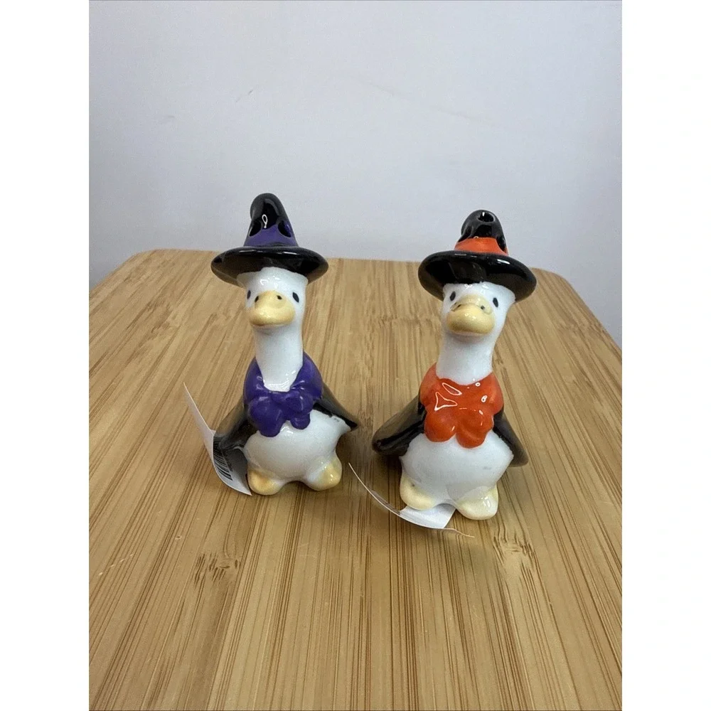 New Cracker Barrel Mini Halloween Ghosts Geese Witch Salt & Pepper Shakers 2026